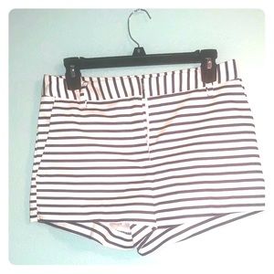 White and blue stripes shorts.